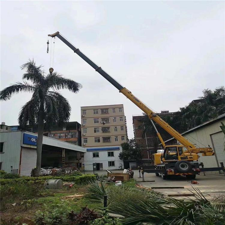 山东12吨吊车出租一天的收费标准是什么