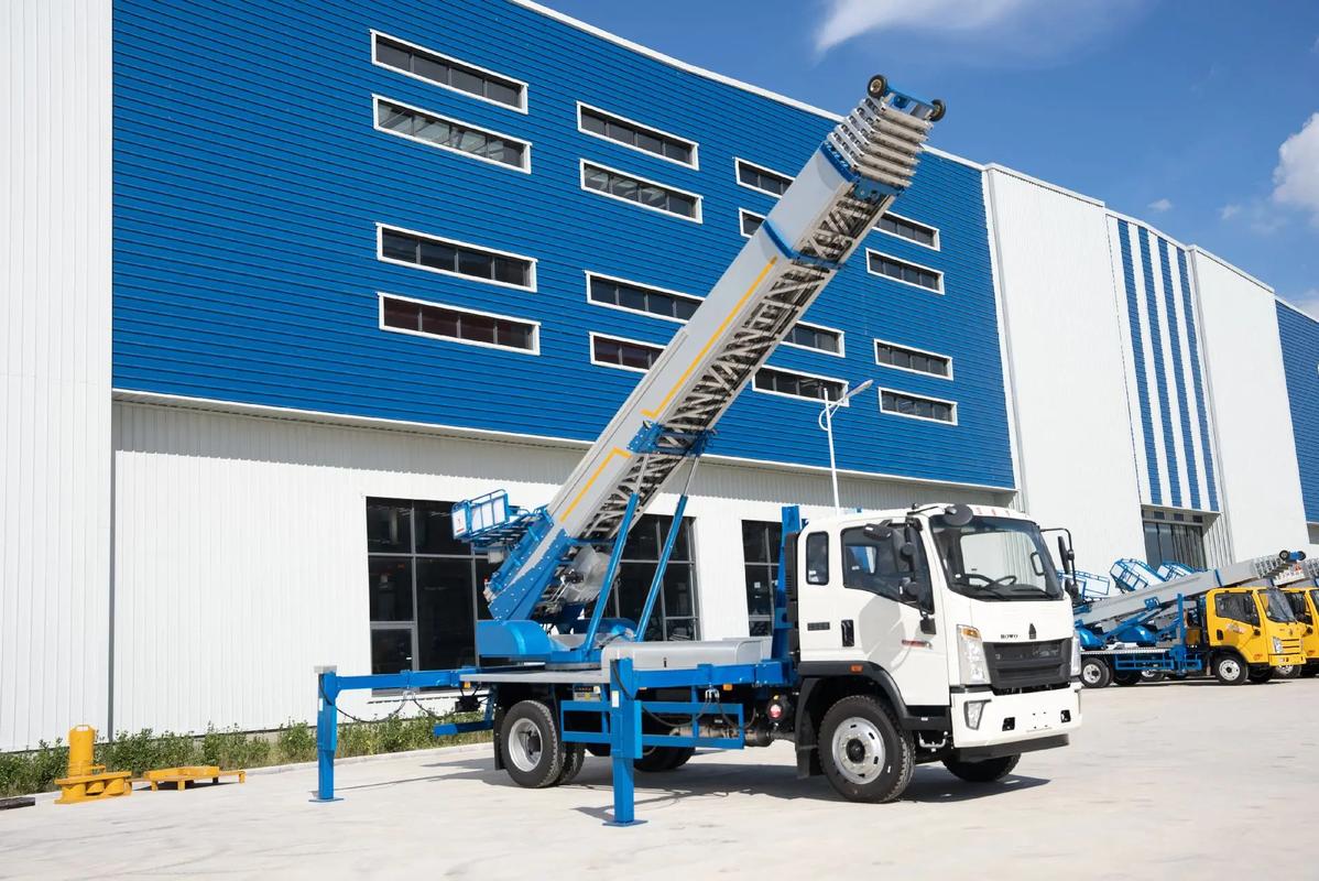 山东小型云梯车上料车租赁多少钱
