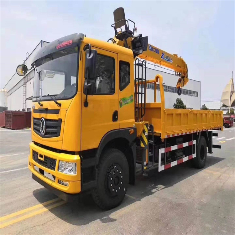 山东附近找一辆随车吊出租