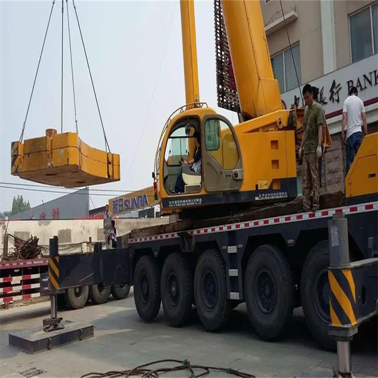 山东当地吊车出租|机器吊装|75吨|工厂搬迁服务