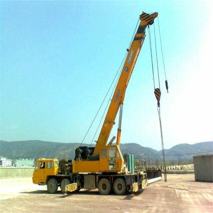 山东小型吊车出租价格是多少